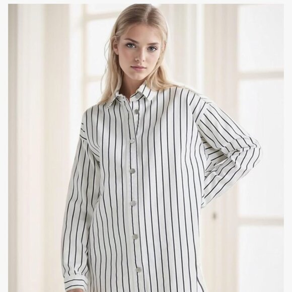 Oversized Striped Summer Tunic Dress - Picture 1 of 8